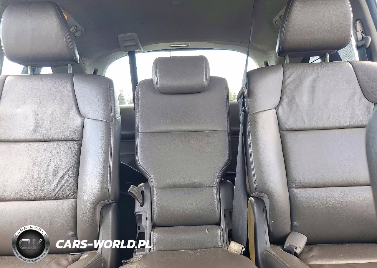 2012 Honda Odyssey Touring VIN:5FNRL5H90CB128324 - 10