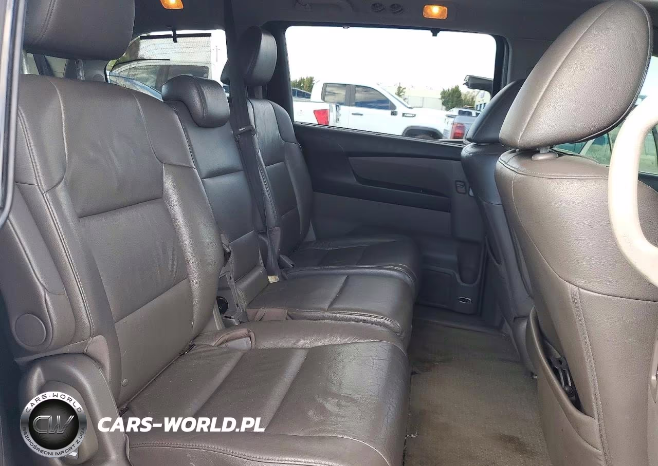 2012 Honda Odyssey Touring VIN:5FNRL5H90CB128324 - 11