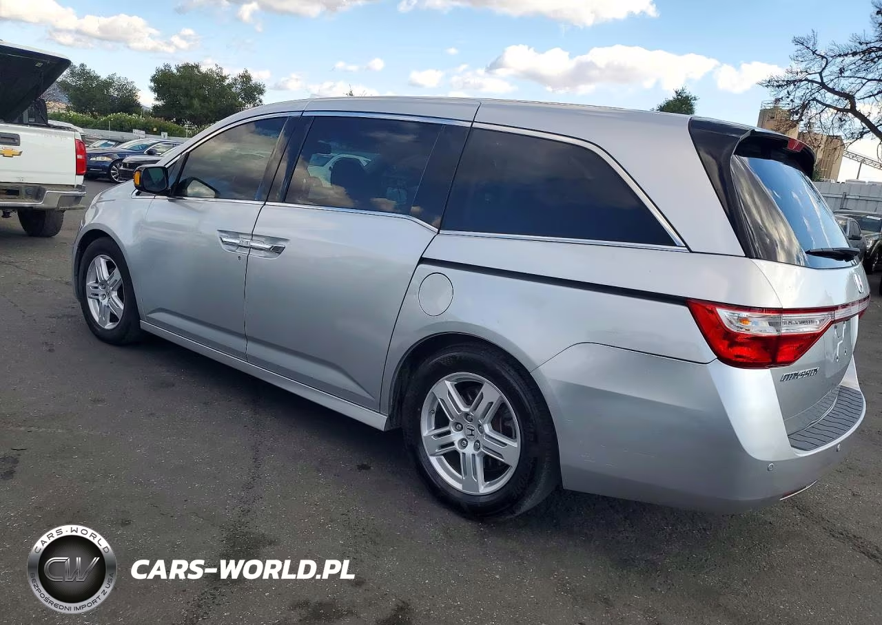 2012 Honda Odyssey Touring VIN:5FNRL5H90CB128324 - 2