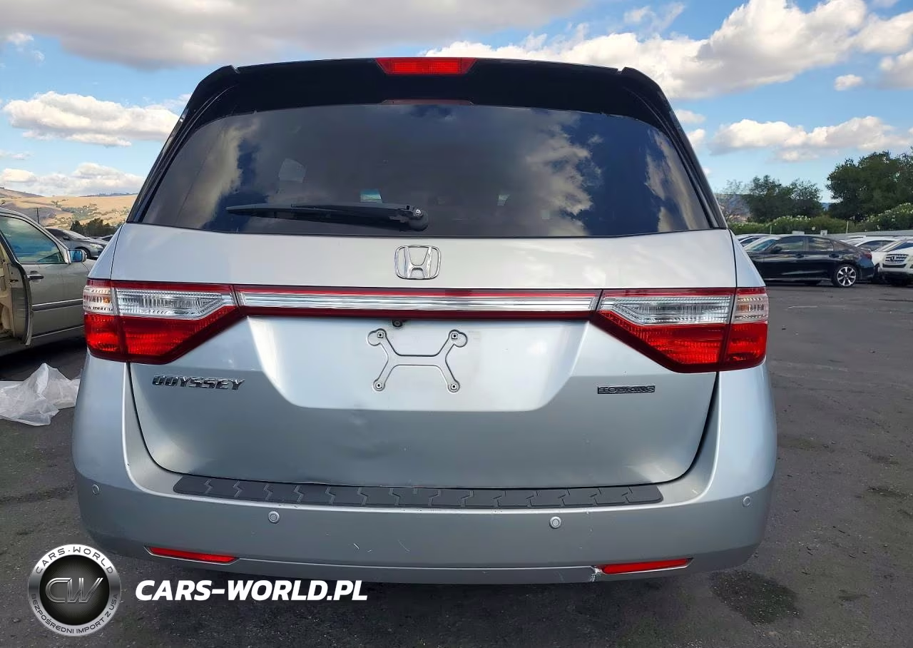 2012 Honda Odyssey Touring VIN:5FNRL5H90CB128324 - 6