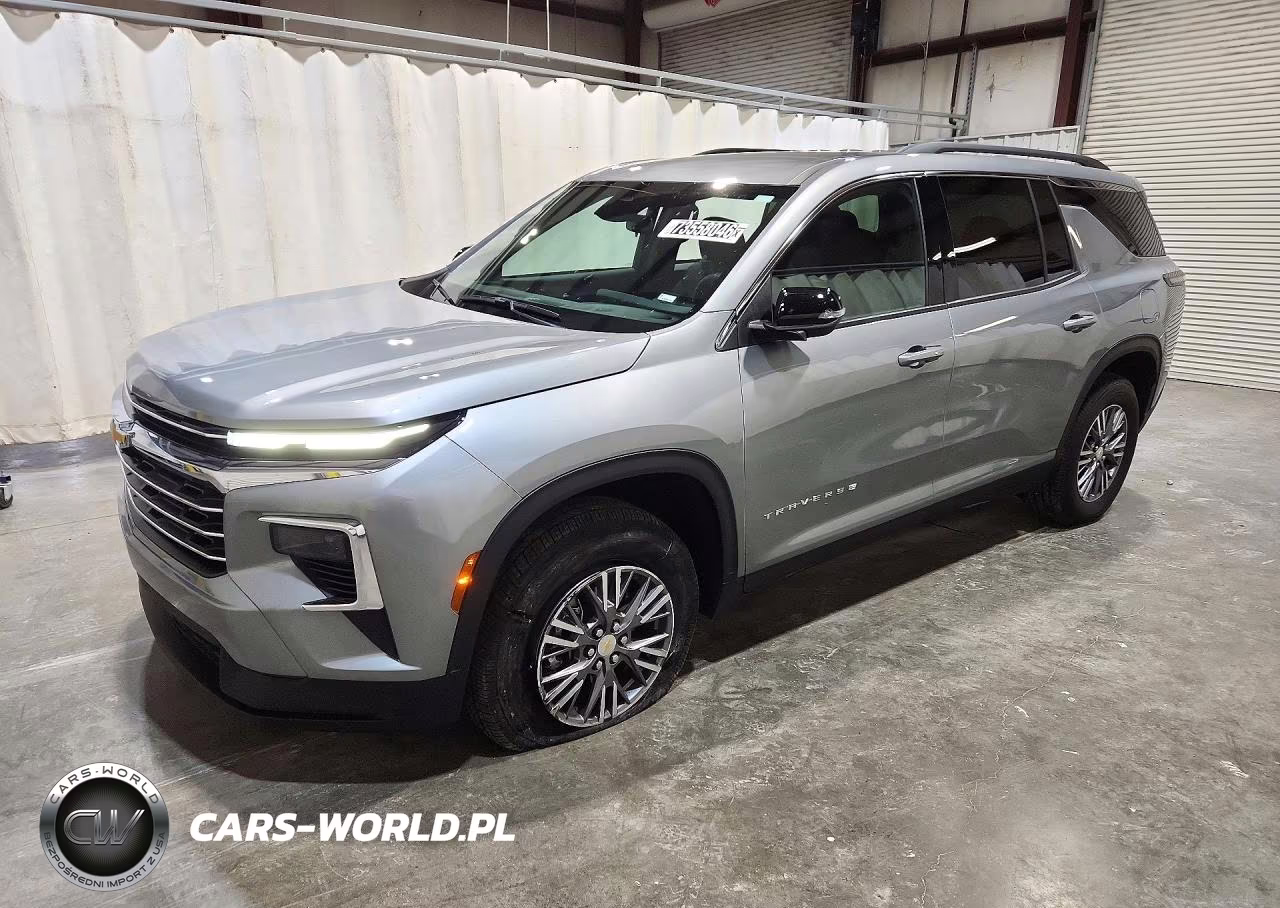 2027 Chevrolet Traverse Lt