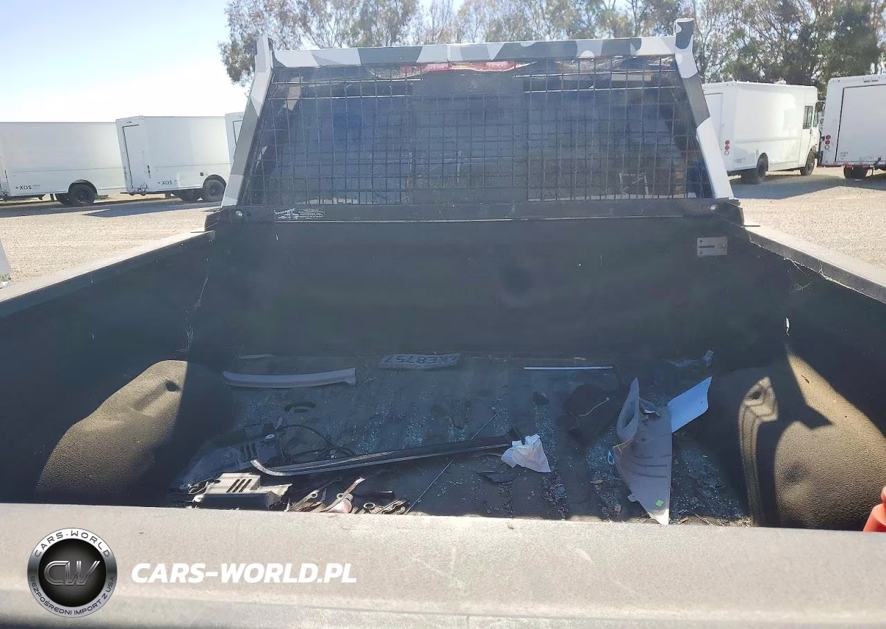 2018 Dodge Ram 3500 L - Trucks VIN:3C63R3ML0JG384956 - 10