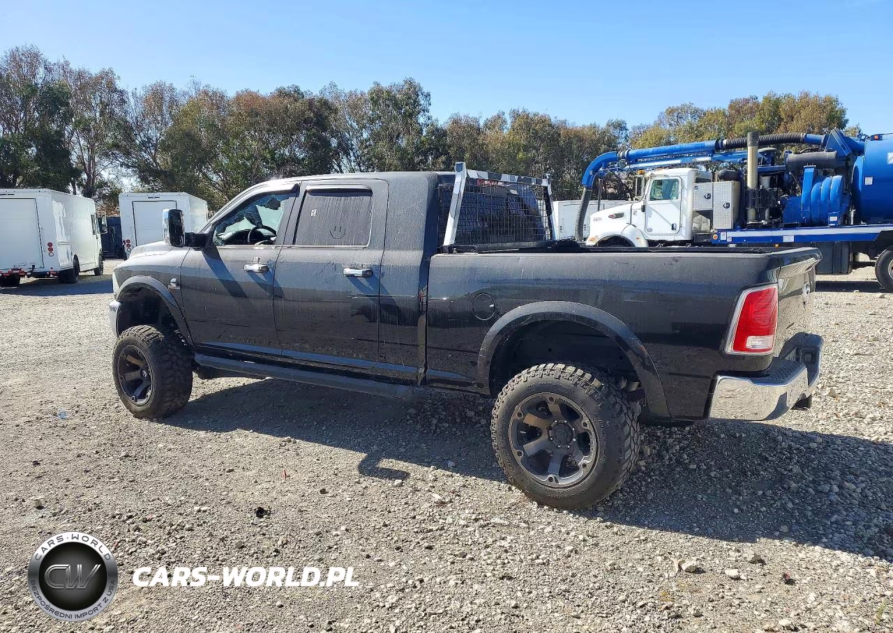 2018 Dodge Ram 3500 L - Trucks VIN:3C63R3ML0JG384956 - 2