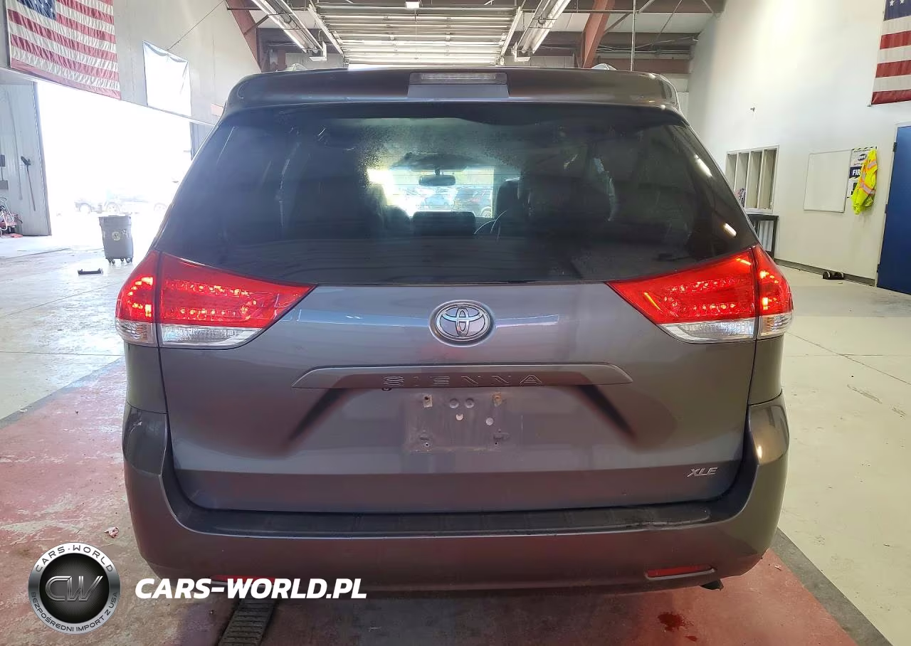 2014 Toyota Sienna Xle 8-Passenger VIN:5TDYK3DC6ES493318 - 6