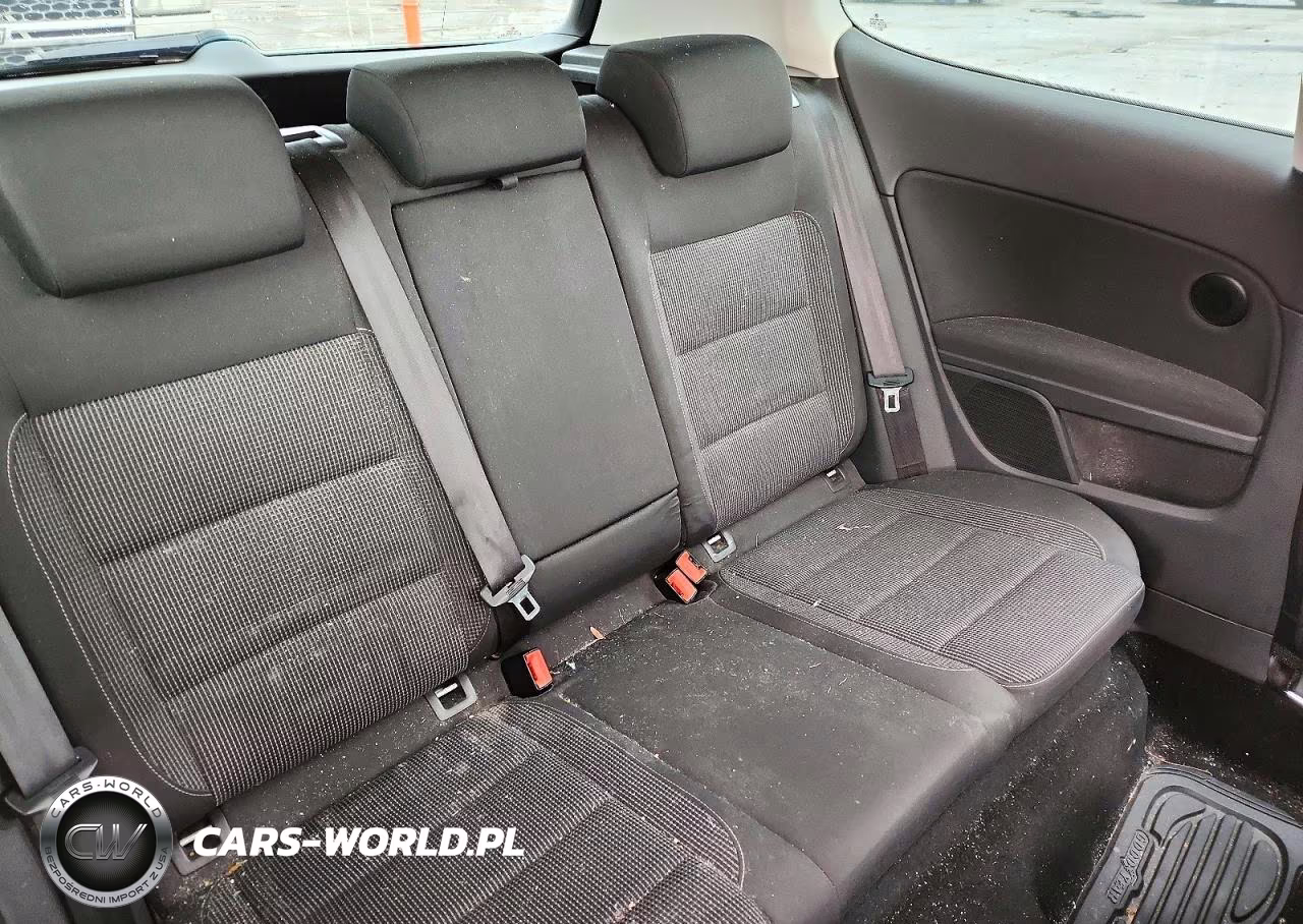 2010 Volkswagen Golf VIN:WVWBA7AJ8AW277709 - 10