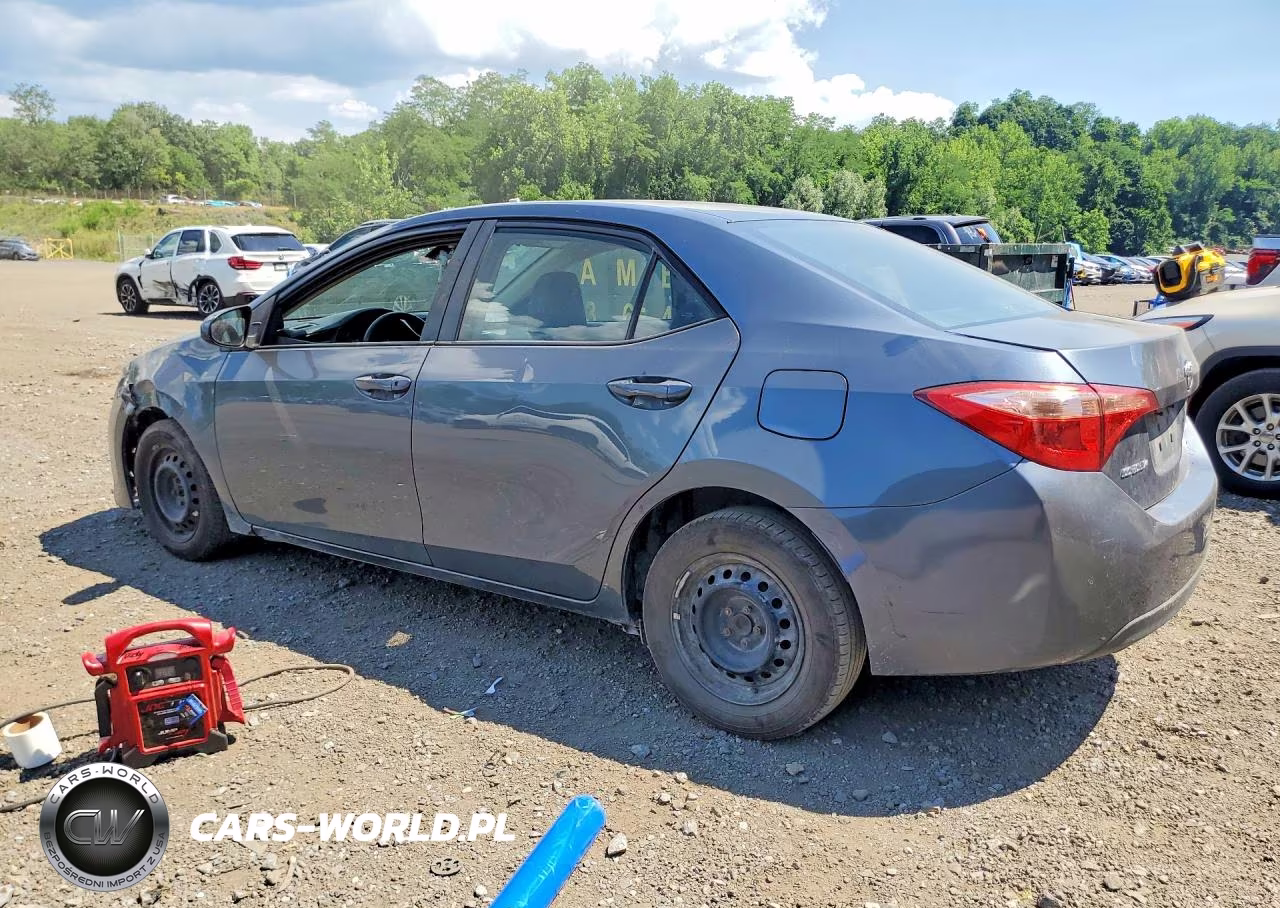 2018 Toyota Corolla L VIN:2T1BURHE0JC963814 - 2