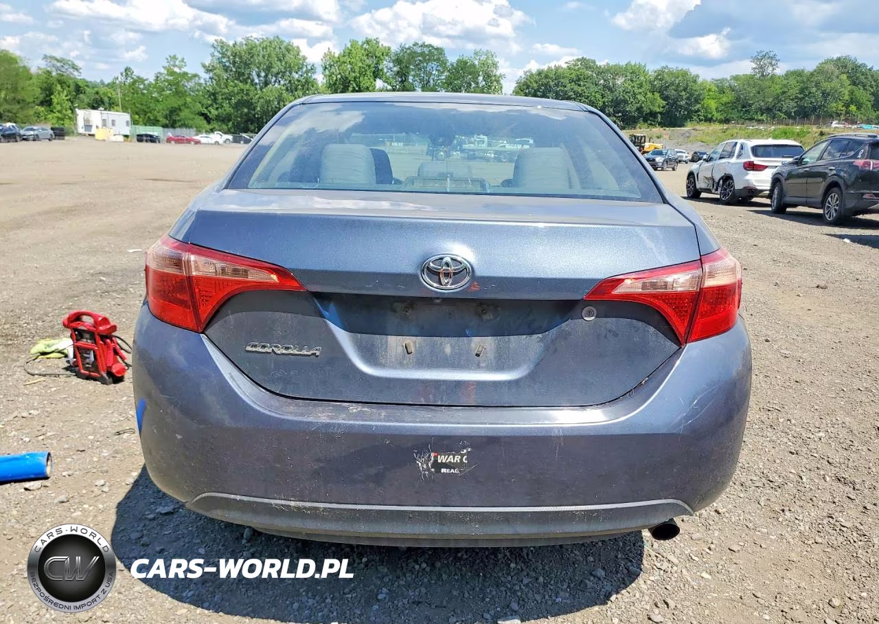2018 Toyota Corolla L VIN:2T1BURHE0JC963814 - 6