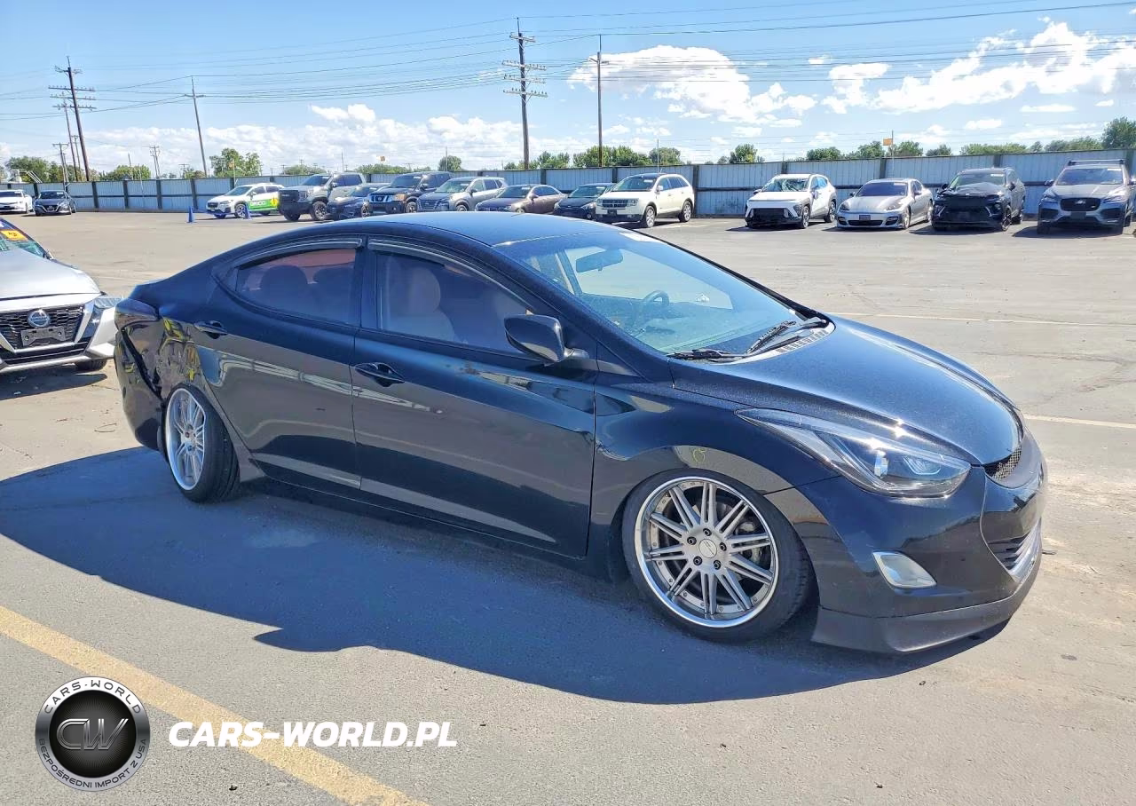 2013 Hyundai Elantra Gls VIN:5NPDH4AE5DH393658 - 4