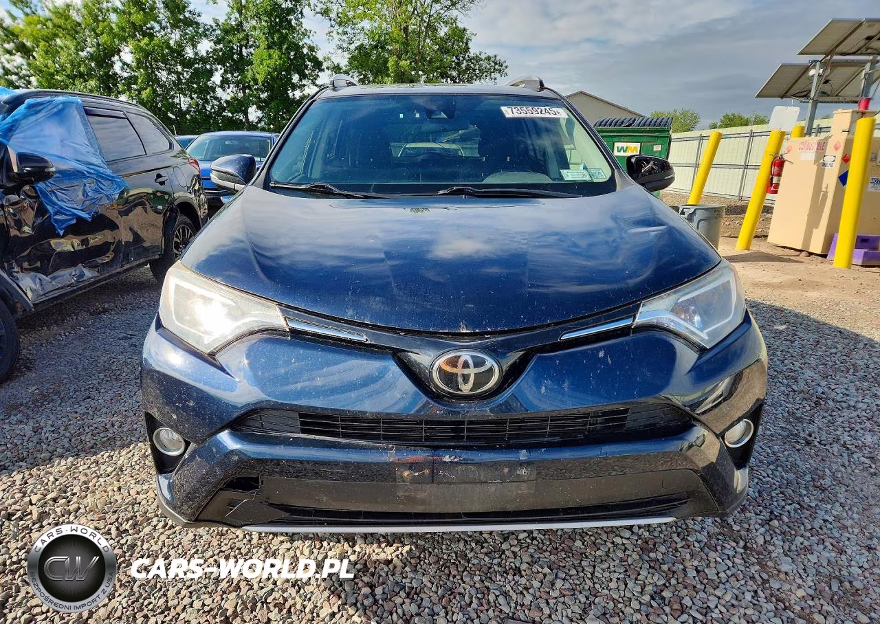 2017 Toyota Rav4 Xle VIN:JTMRFREV8HJ162298 - 5