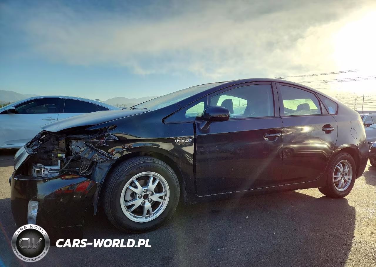 2011 Toyota Prius Two