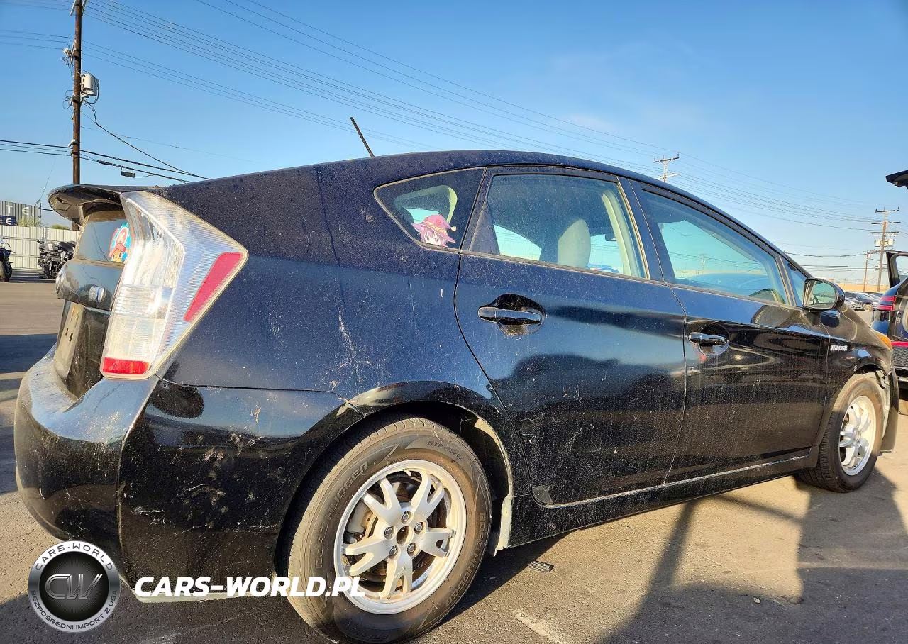 2011 Toyota Prius Two VIN:JTDKN3DU1B1477686 - 3