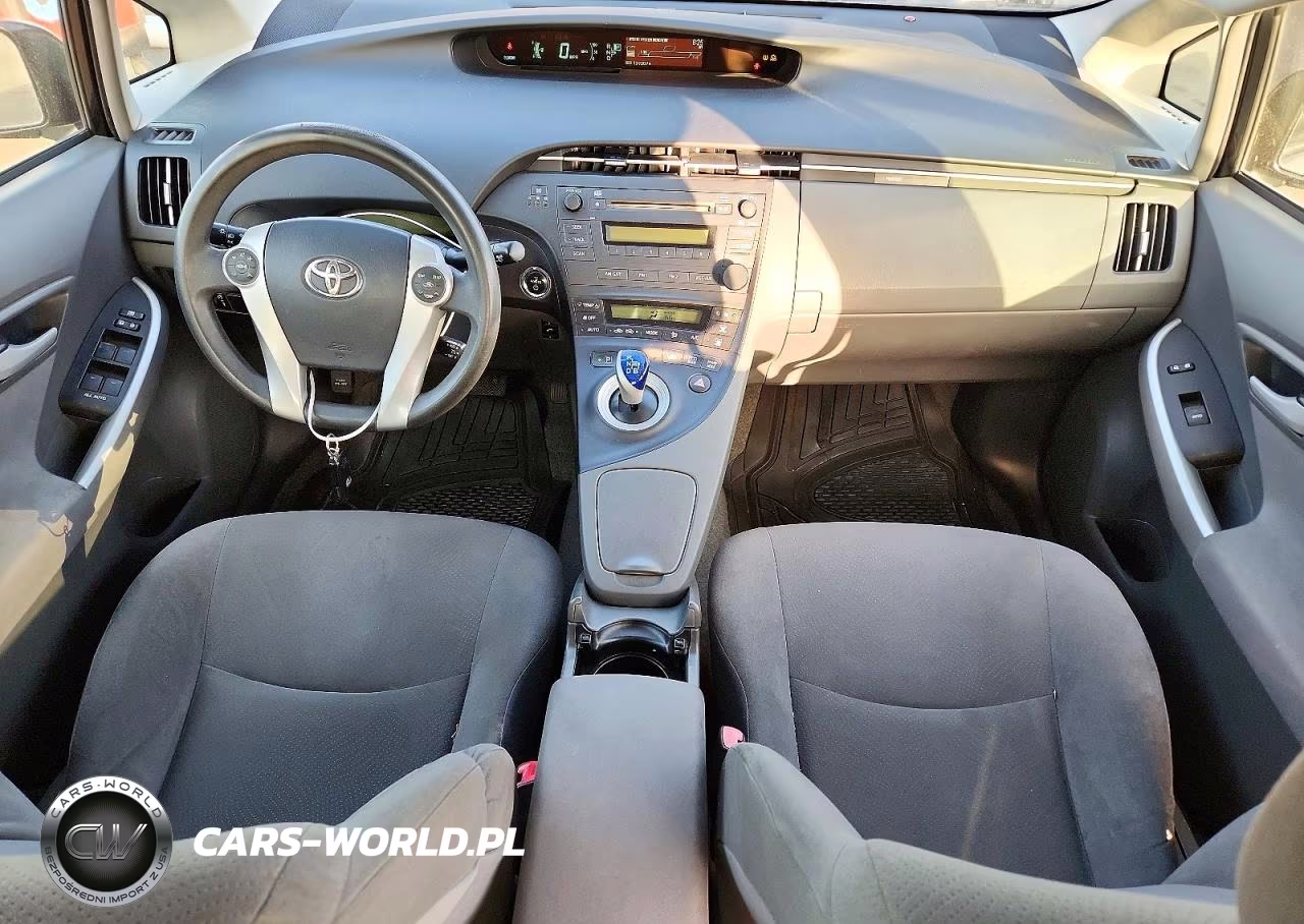 2011 Toyota Prius Two VIN:JTDKN3DU1B1477686 - 8