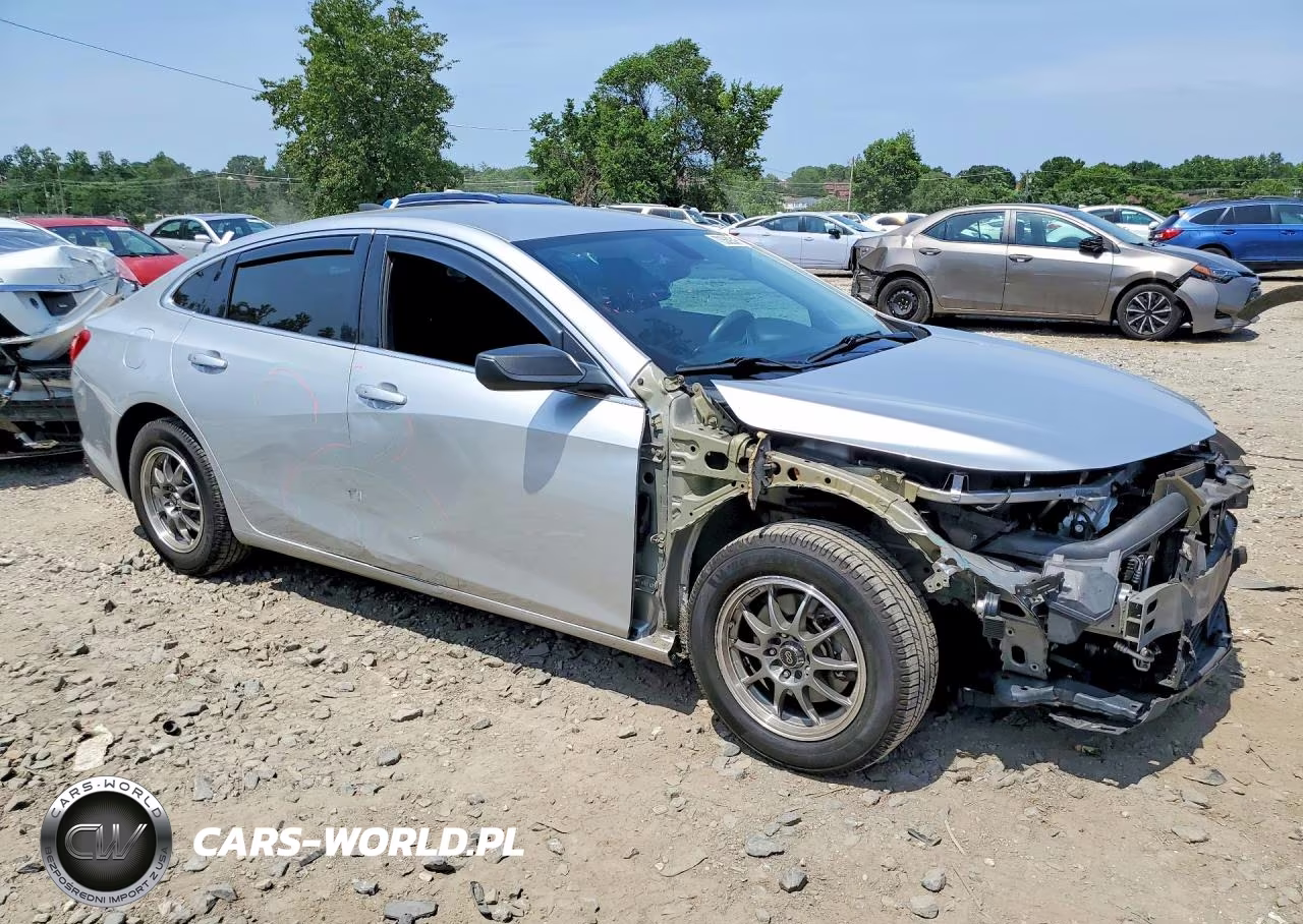2018 Chevrolet Malibu Ls VIN:1G1ZB5ST6JF282951 - 4