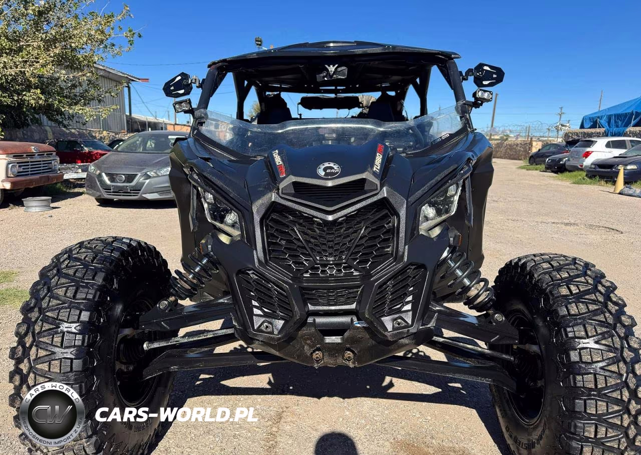 2023 Can-Am Maverick X3 Utility Vehicle VIN:3JBVKAV2XPE000396 - 12
