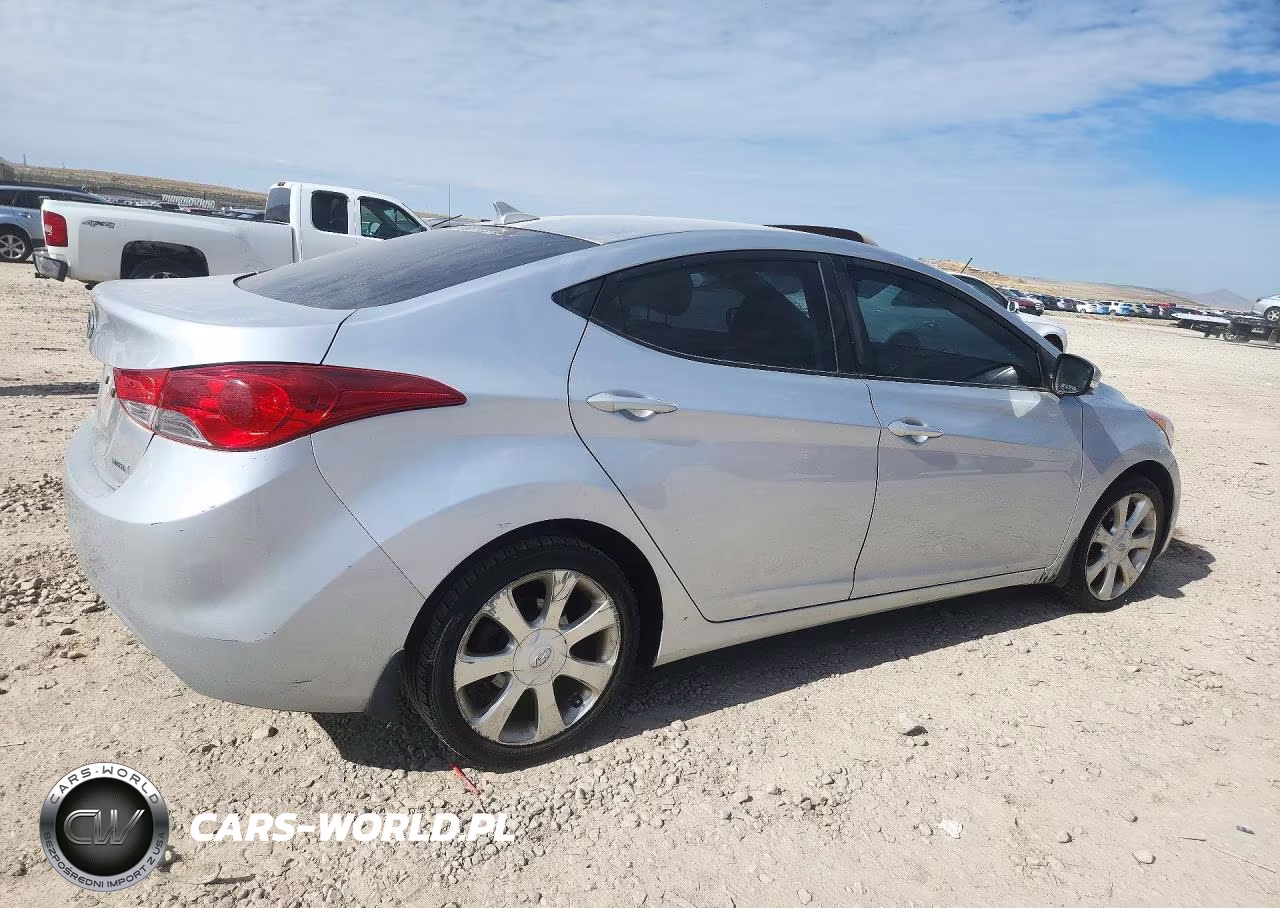 2013 Hyundai Elantra Limited VIN:5NPDH4AE2DH153340 - 3