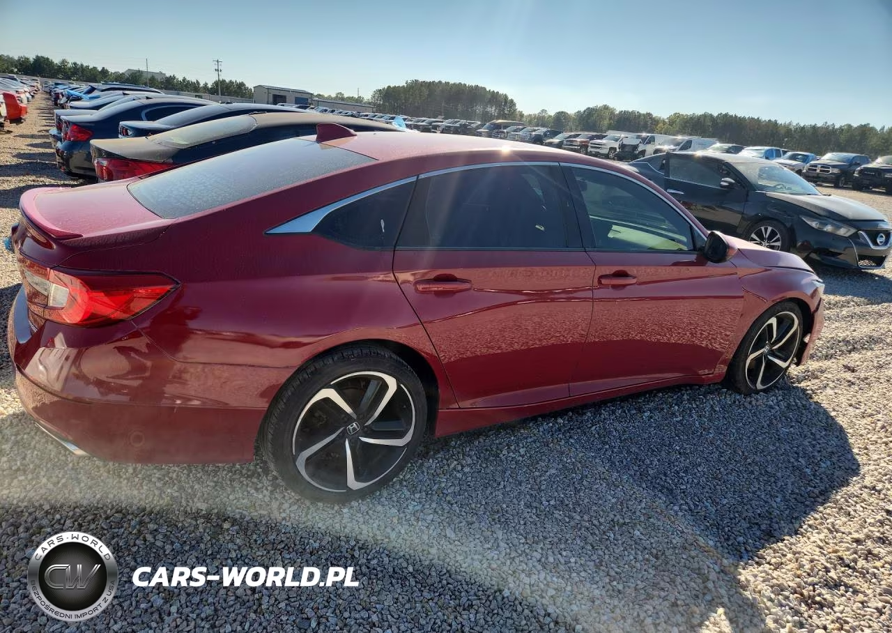 2018 Honda Accord Sport VIN:1HGCV1F32JA032936 - 3