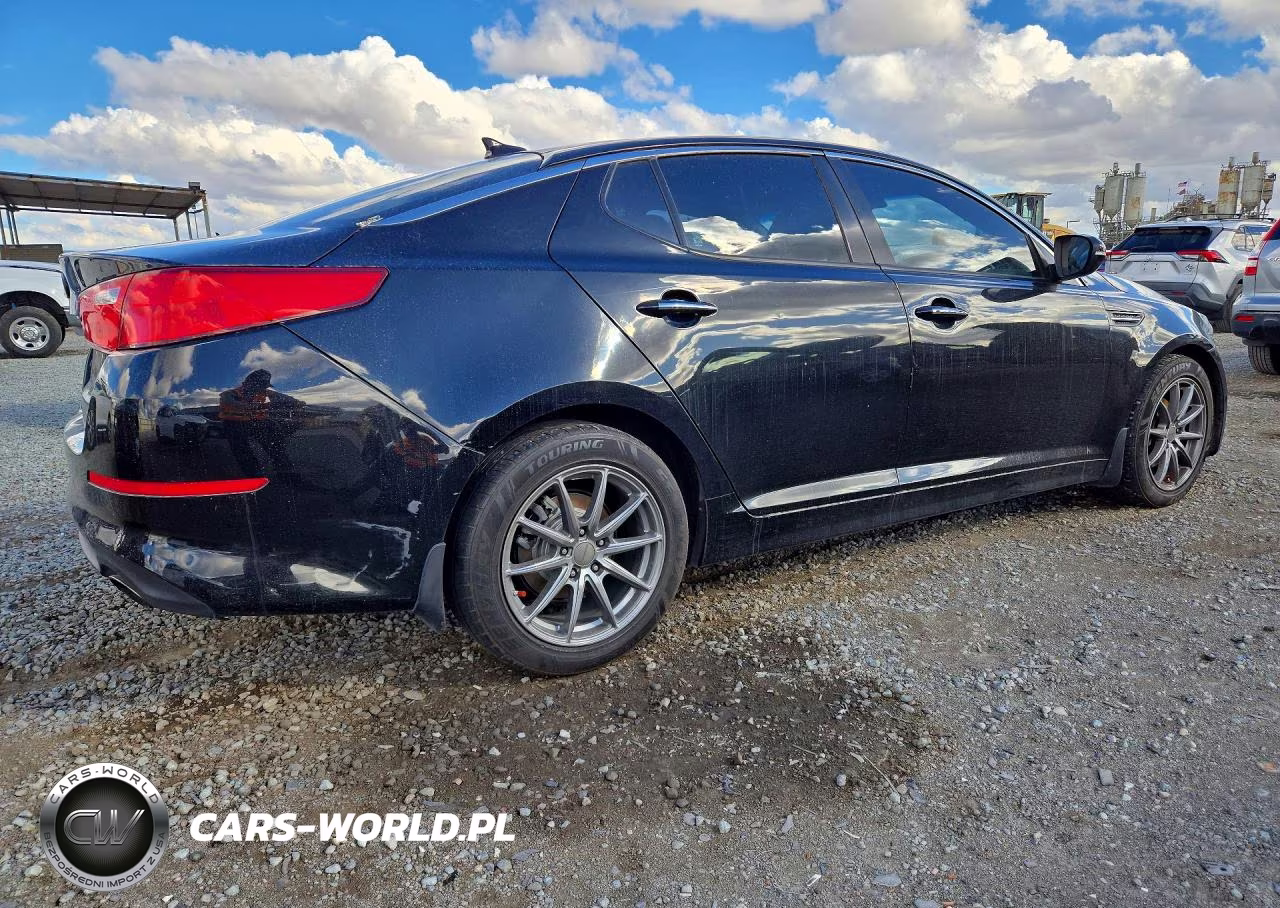 2015 Kia Optima Ex VIN:5XXGN4A78FG513832 - 3