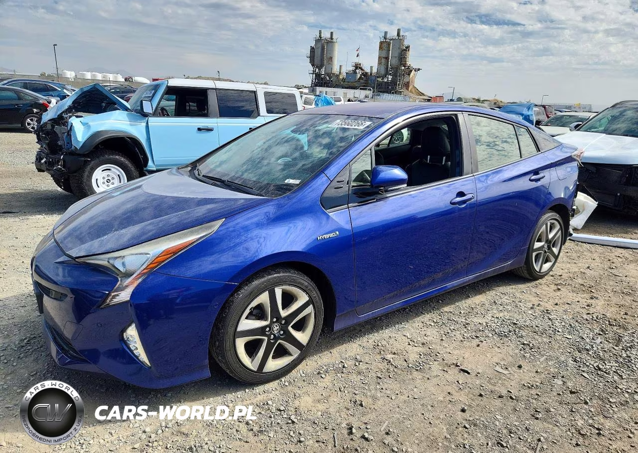 2016 Toyota Prius Four Touring