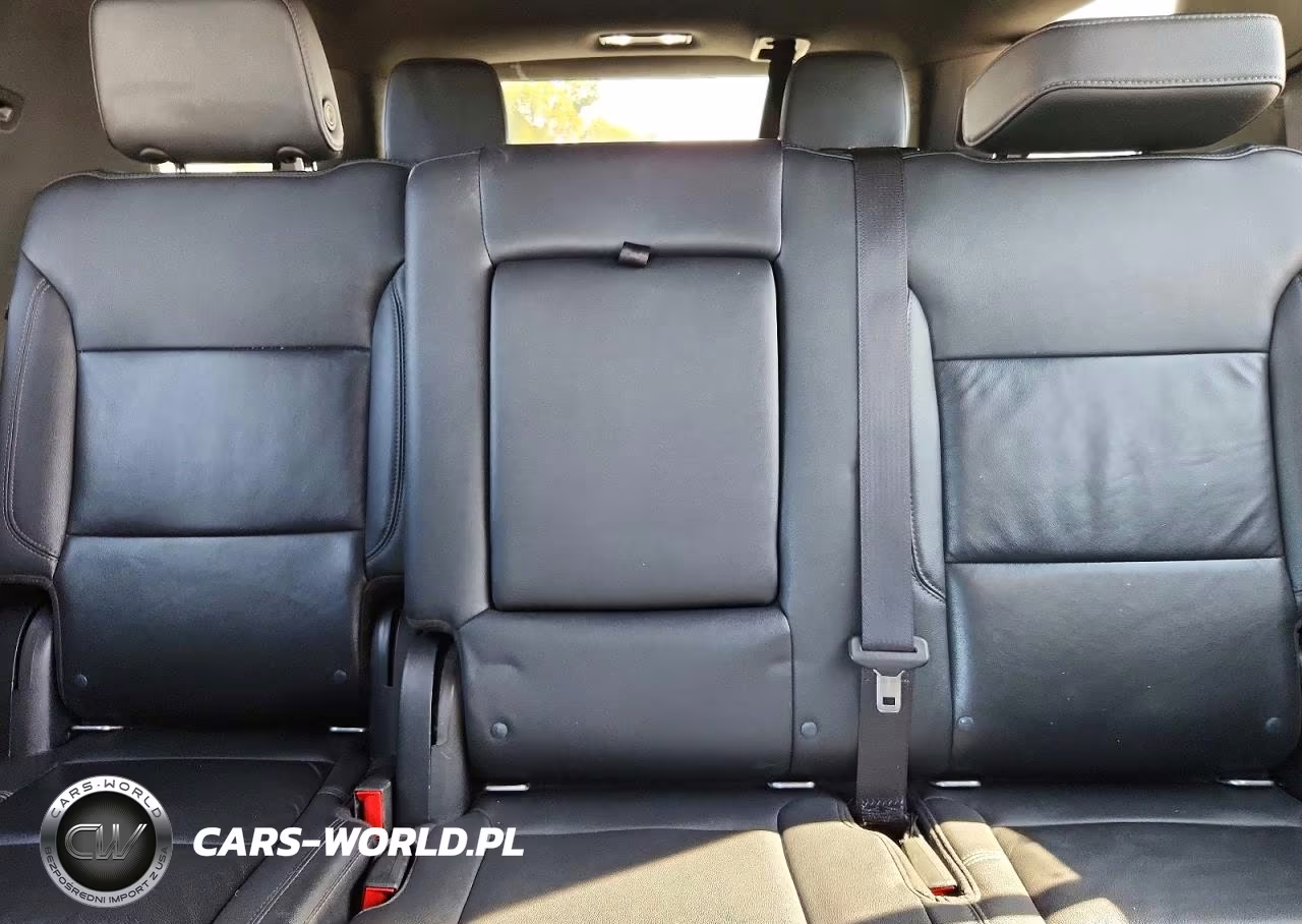 2022 Chevrolet Tahoe K1500 Z71 VIN:1GNSKPKD8NR197408 - 10