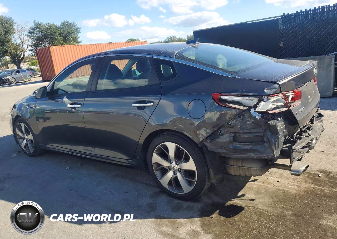 2020 Kia Optima S VIN:5XXGT4L35LG450832 - 2