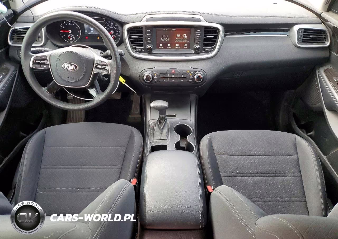 2020 Kia Sorento S VIN:5XYPGDA56LG612553 - 8
