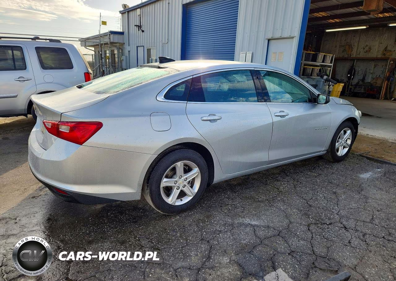 2021 Chevrolet Malibu Ls VIN:1G1ZC5ST4MF082233 - 3