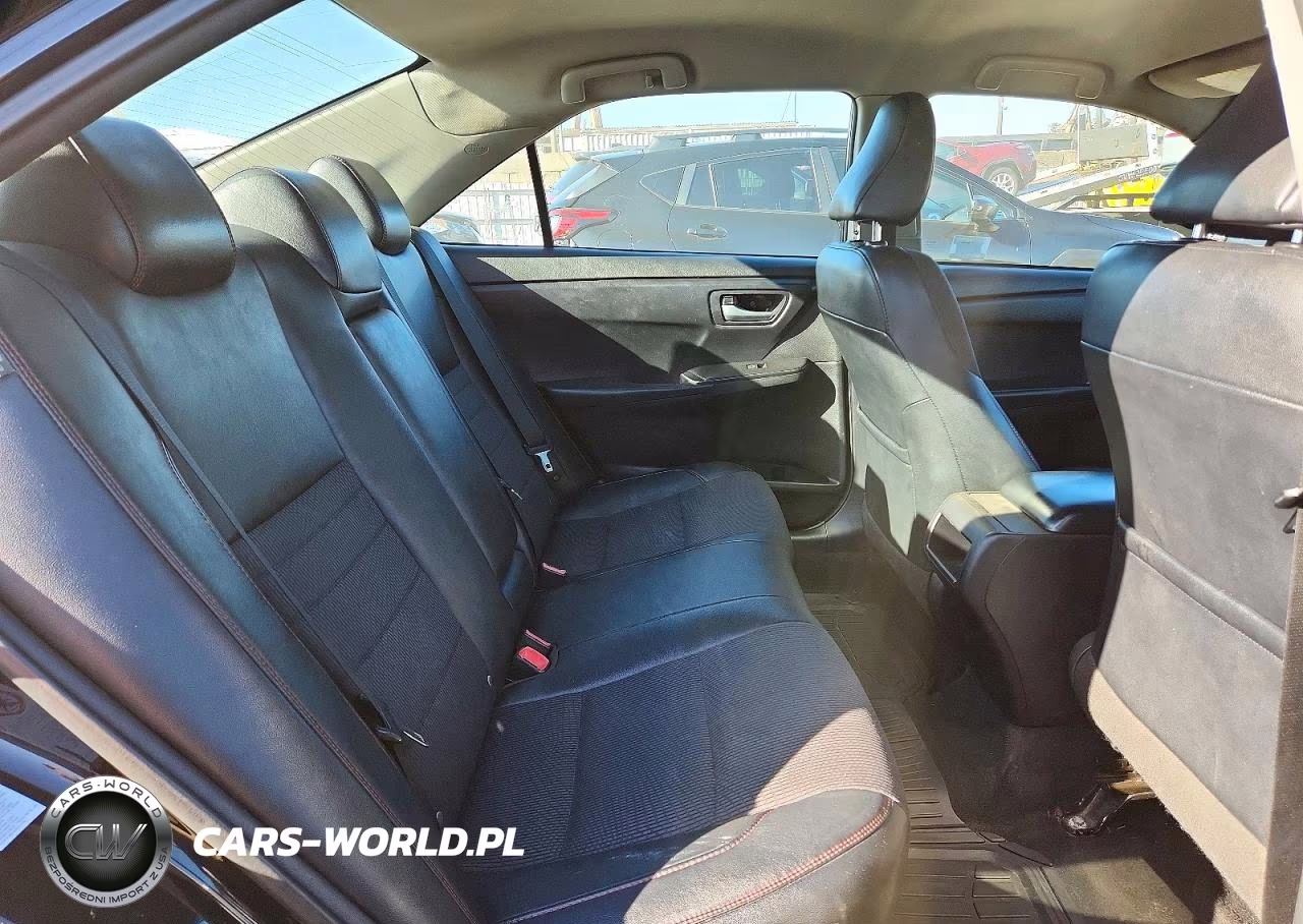 2017 Toyota Camry Se VIN:4T1BF1FK5HU687756 - 10