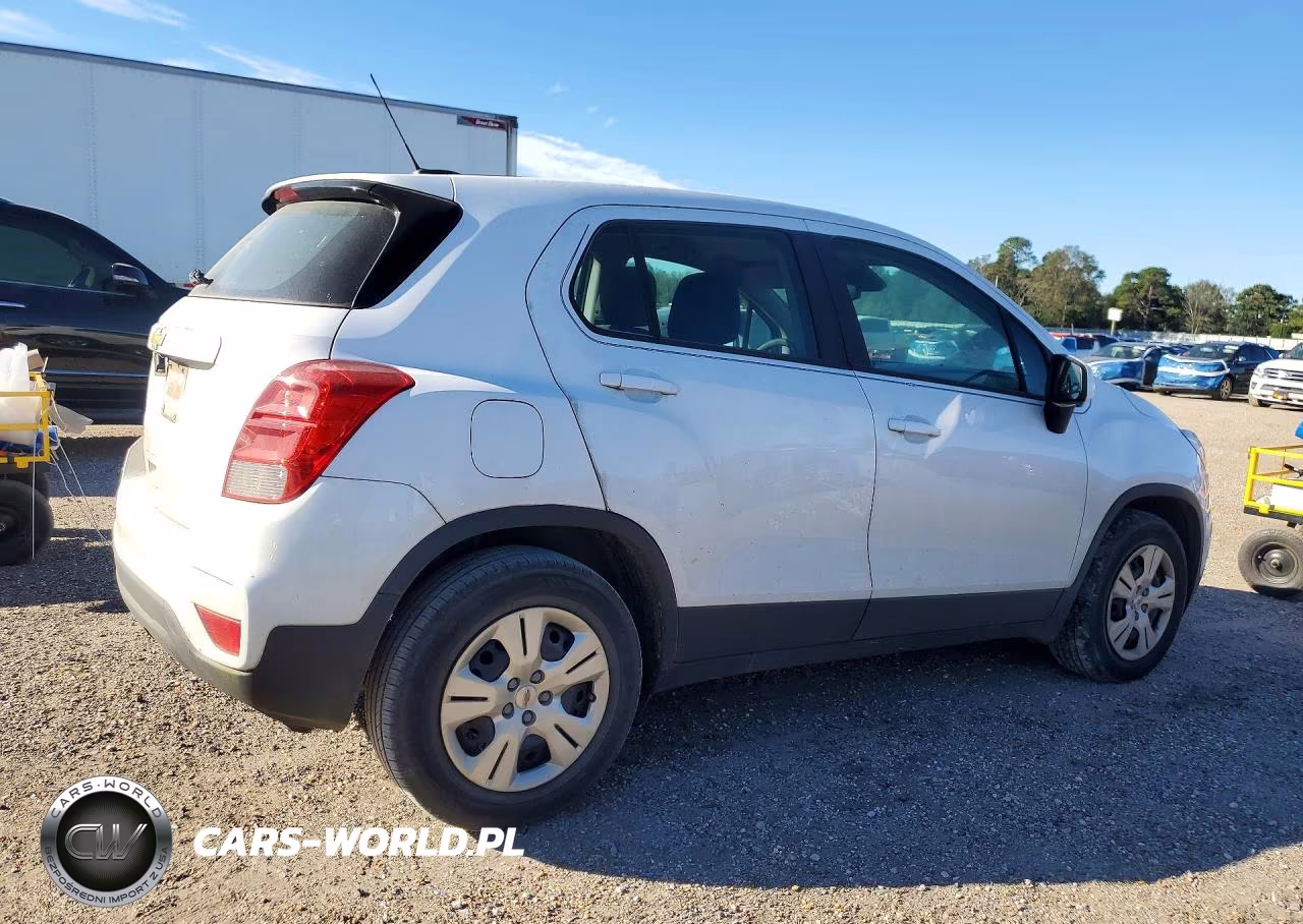 2017 Chevrolet Trax Ls VIN:3GNCJKSB7HL244089 - 3
