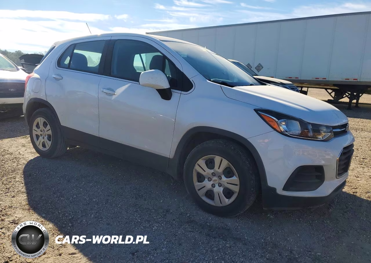 2017 Chevrolet Trax Ls VIN:3GNCJKSB7HL244089 - 4
