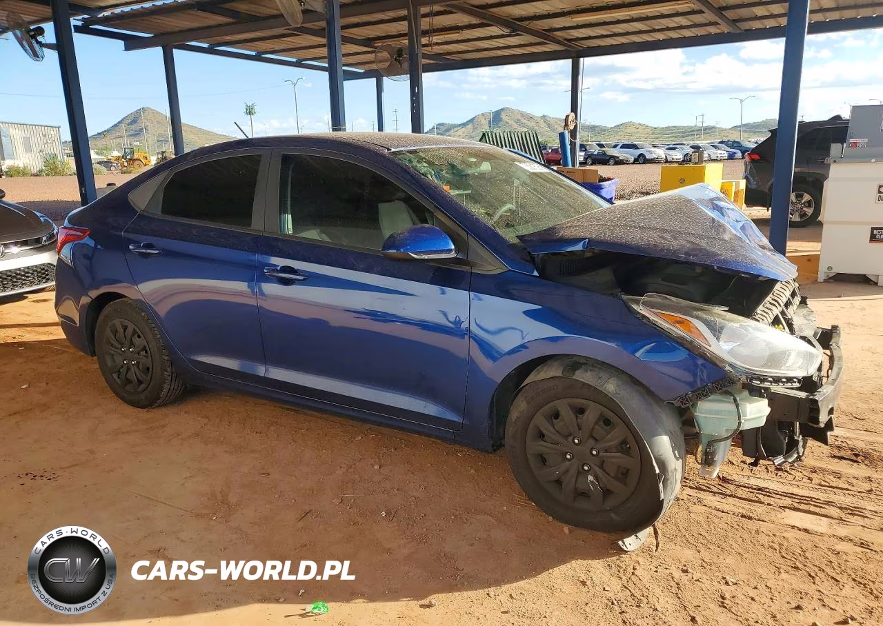 2018 Hyundai Accent Se VIN:3KPC24A32JE017799 - 4