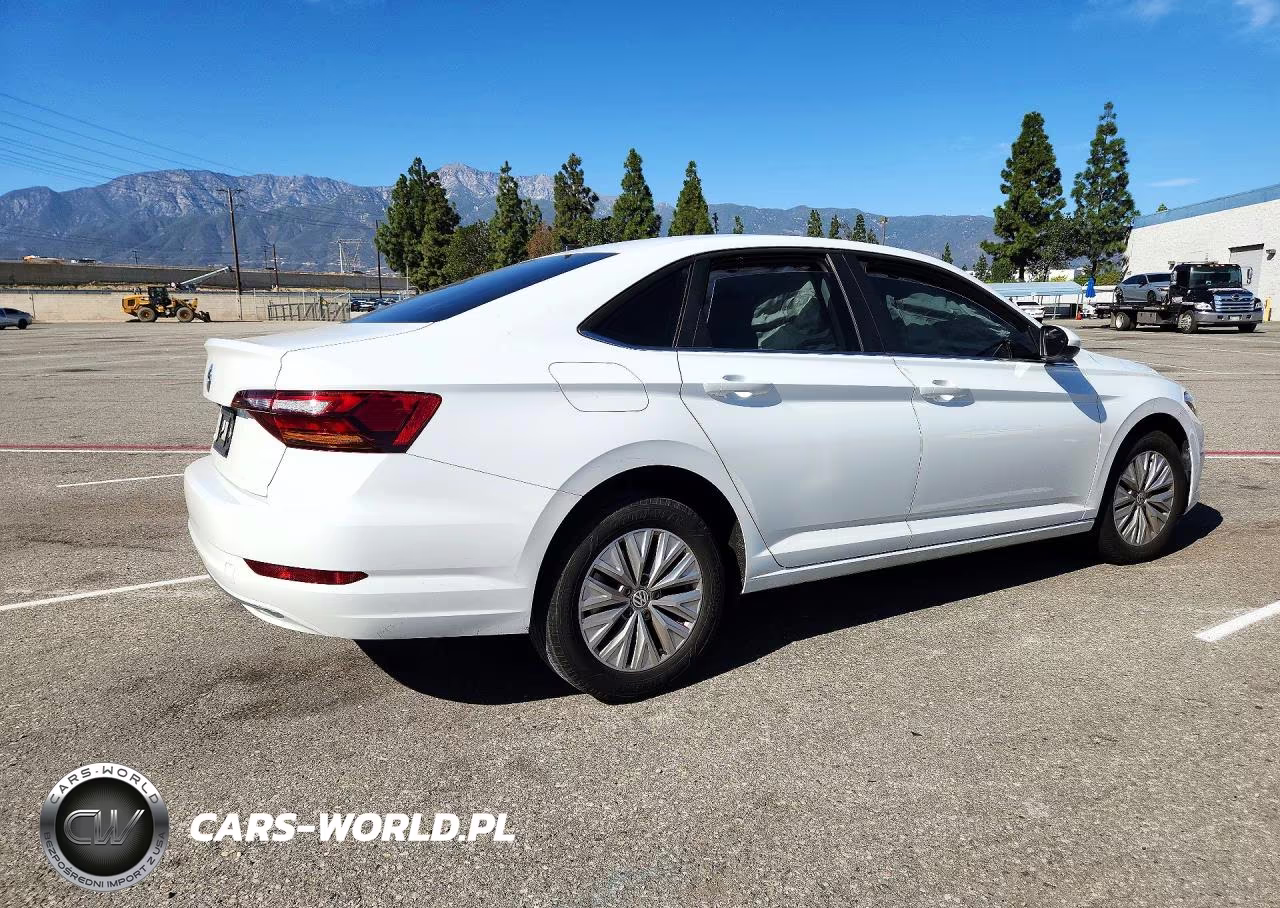 2019 Volkswagen Jetta S VIN:3VWC57BU3KM223170 - 3