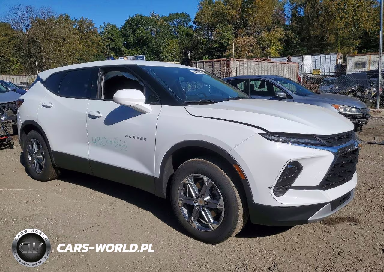 2025 Chevrolet Blazer 2Lt VIN:3GNKBHR49SS233188 - 4