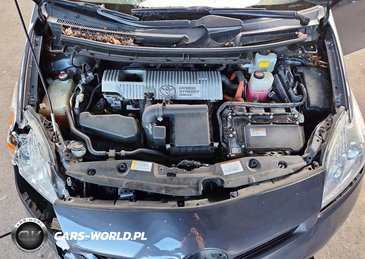 2015 Toyota Prius Two VIN:JTDKN3DU0F1959300 - 11