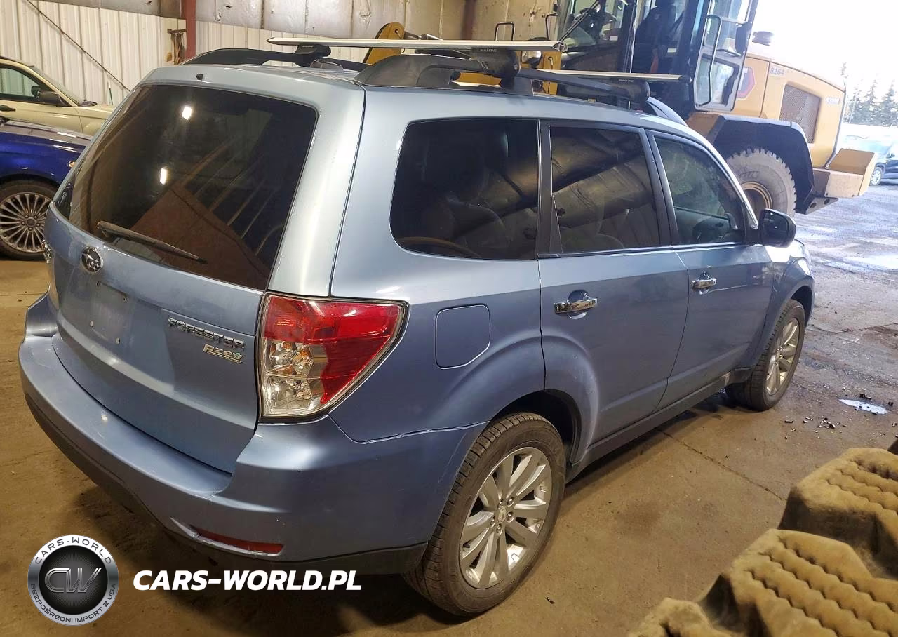 2012 Subaru Forester 2.5X Premium VIN:JF2SHADC5CH426012 - 3