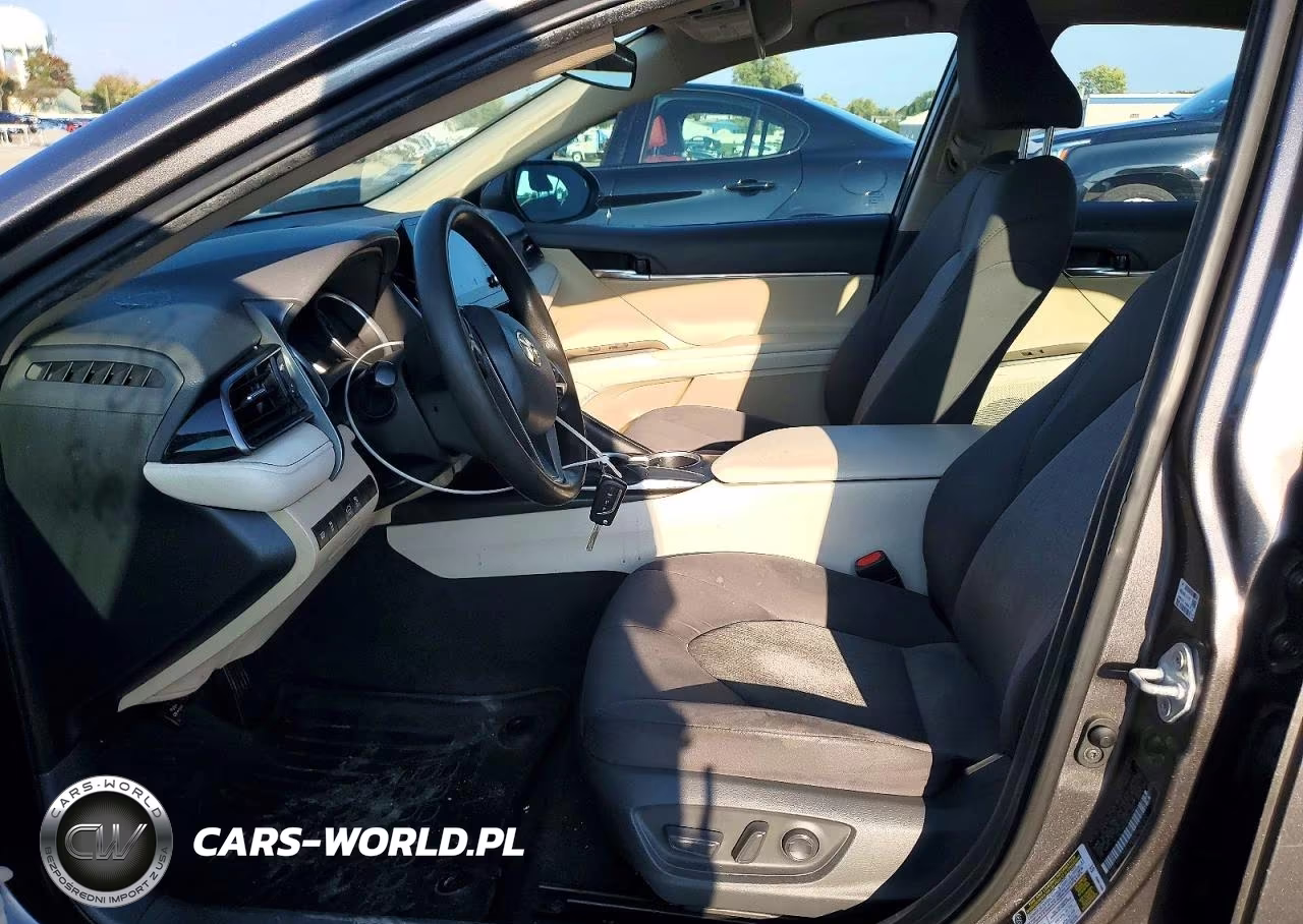2021 Toyota Camry Le VIN:4T1C11AK7MU540343 - 7