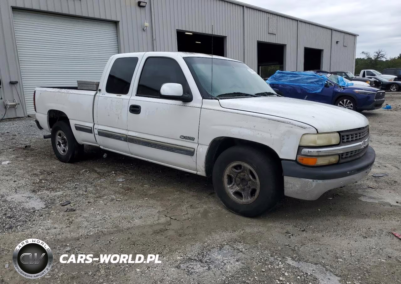 2000 Chevrolet Silverado C1500 VIN:2GCEC19V8Y1193077 - 4