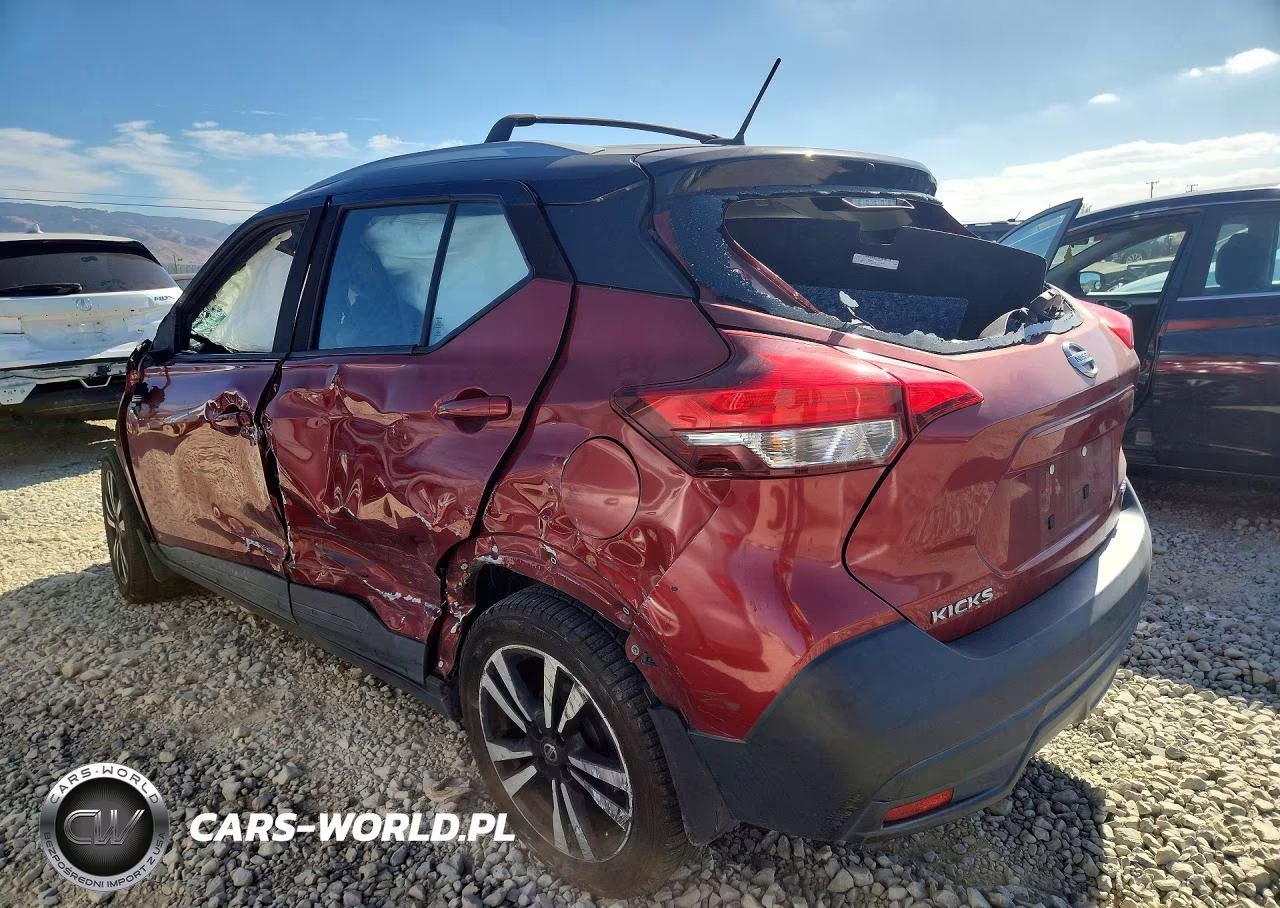 2018 Nissan Kicks Sv VIN:3N1CP5CU6JL530159 - 2