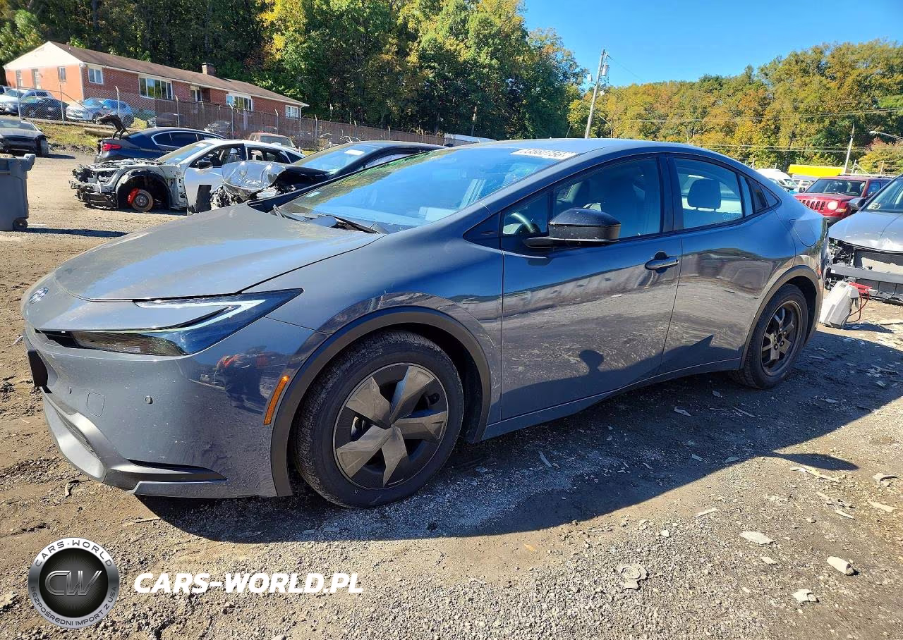 2025 Toyota Prius Le