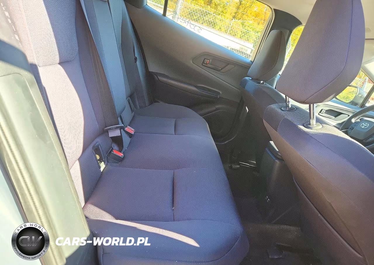 2025 Toyota Prius Le VIN:JTDACAAU0S3054001 - 10