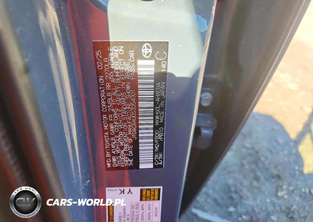 2025 Toyota Prius Le VIN:JTDACAAU0S3054001 - 12
