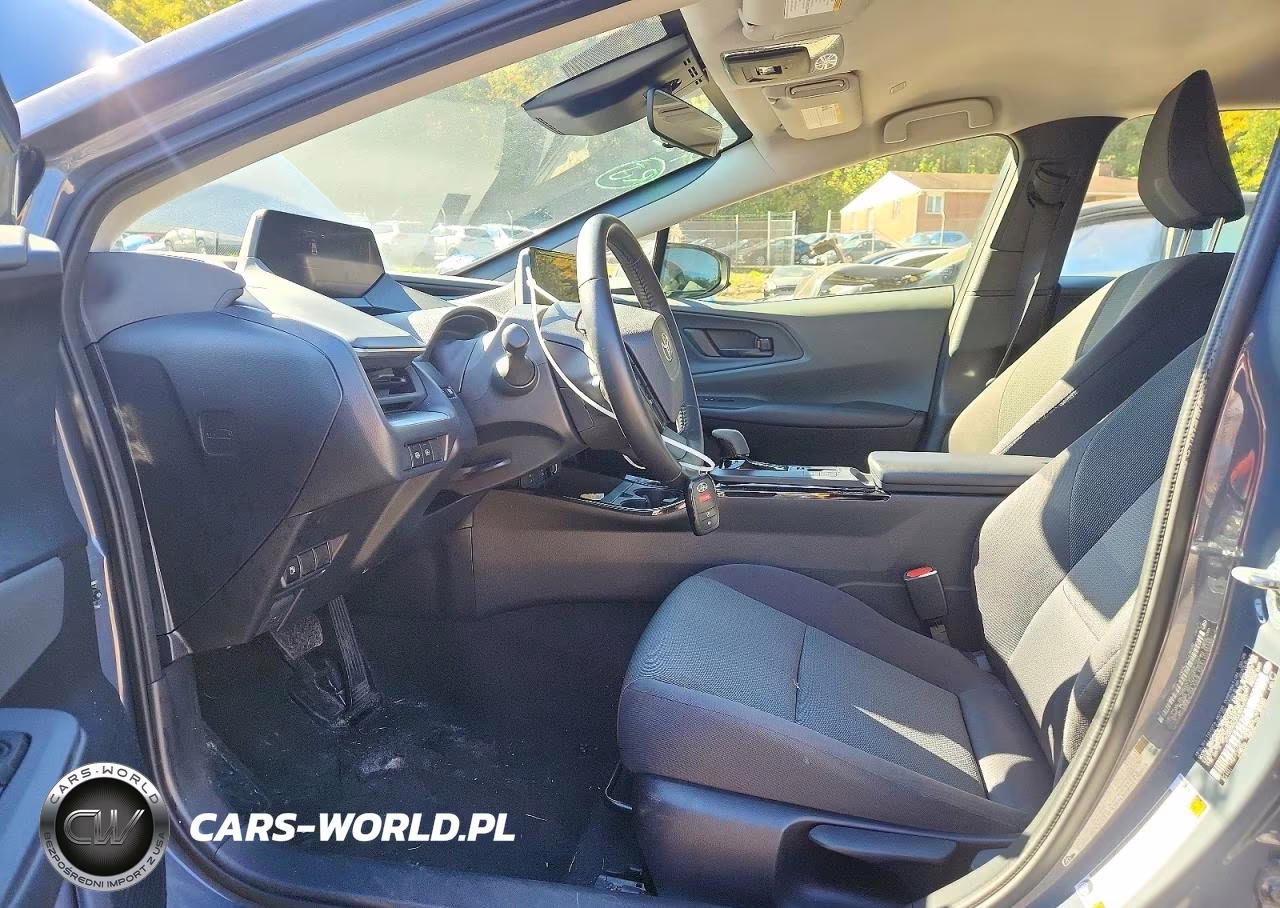 2025 Toyota Prius Le VIN:JTDACAAU0S3054001 - 7