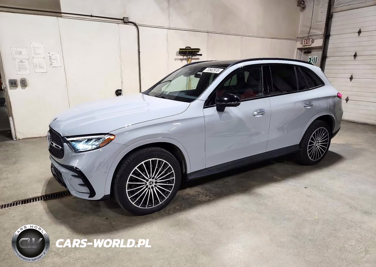 2026 Mercedes-Benz Glc 300 – zdjęcie 1 z 13