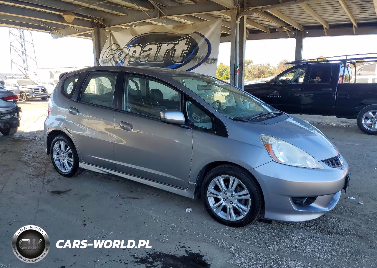 2009 Honda Fit Sport VIN:JHMGE88429S065471 - 4