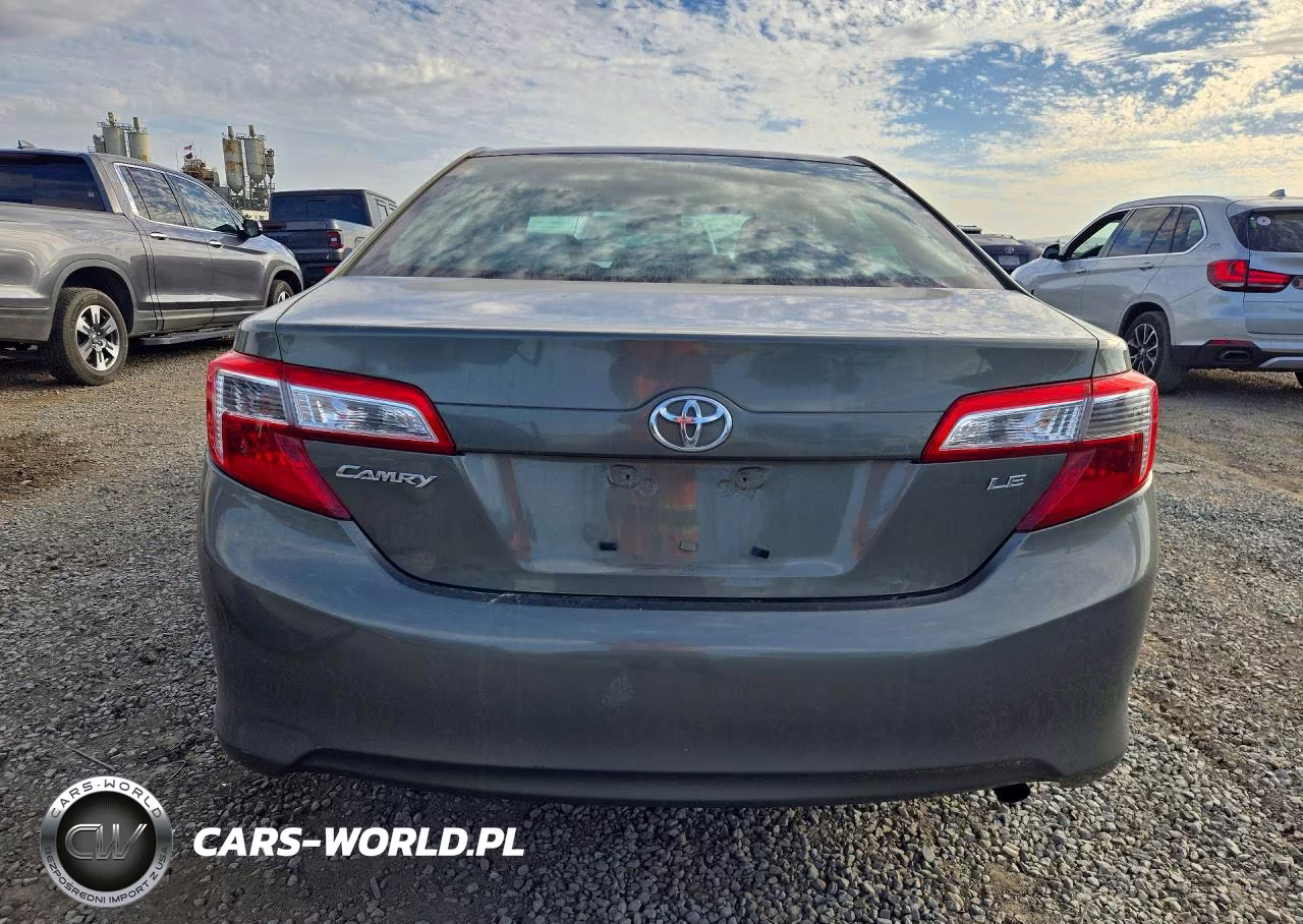 2014 Toyota Camry Le VIN:4T4BF1FK9ER339105 - 6