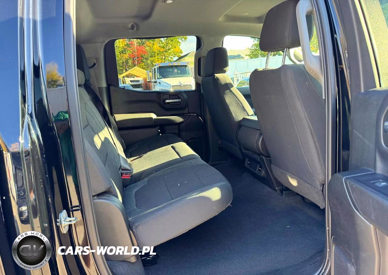 2021 Chevrolet Silverado K1500 Custom VIN:1GCPYBEK5MZ415653 - 10