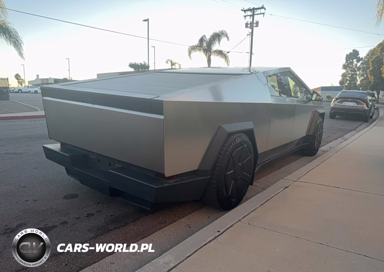 2024 Tesla Cybertruck VIN:7G2CEHED4RA039711 - 4