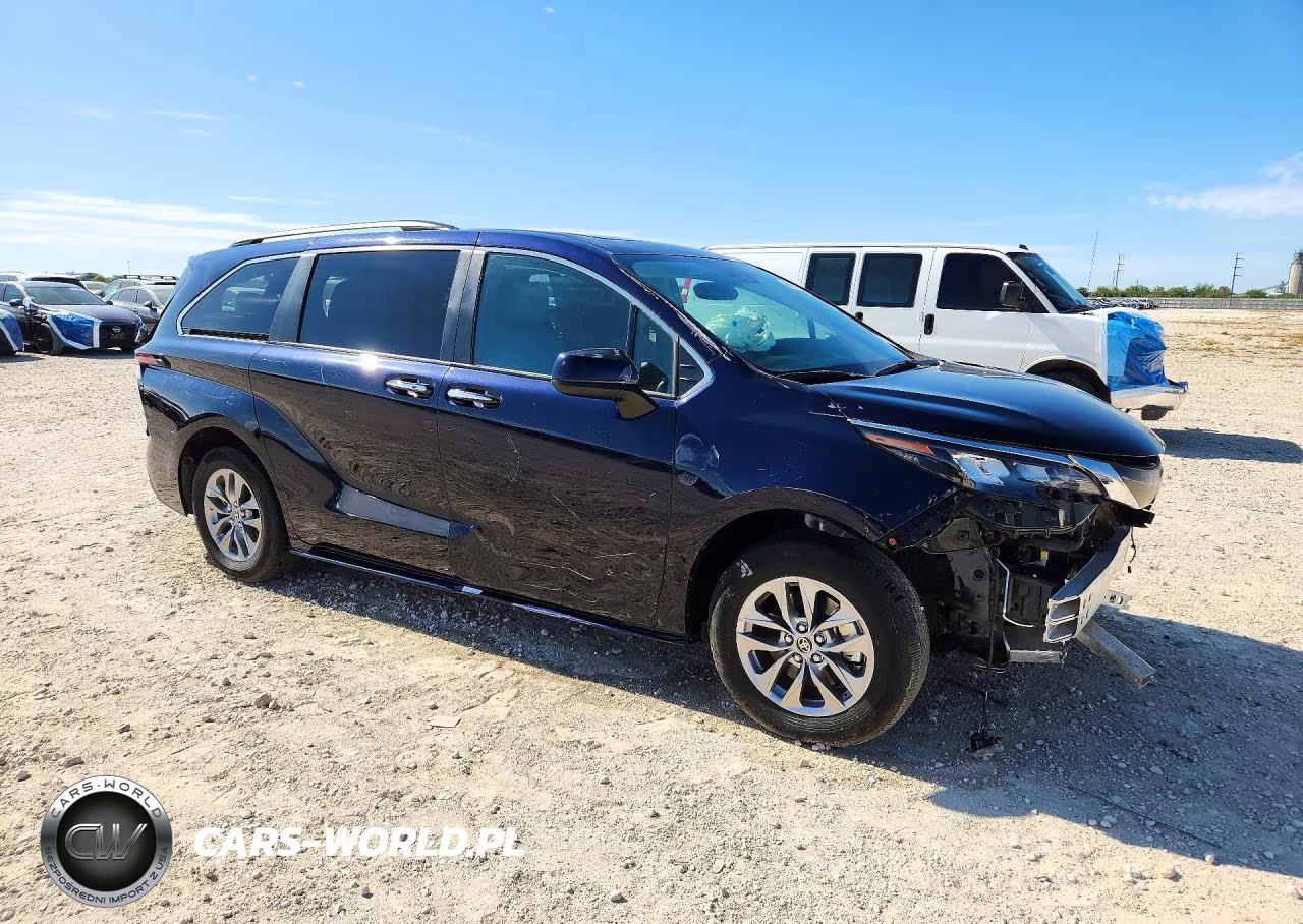 2025 Toyota Sienna Xle 8-Passenger VIN:5TDYRKEC6SS256098 - 4