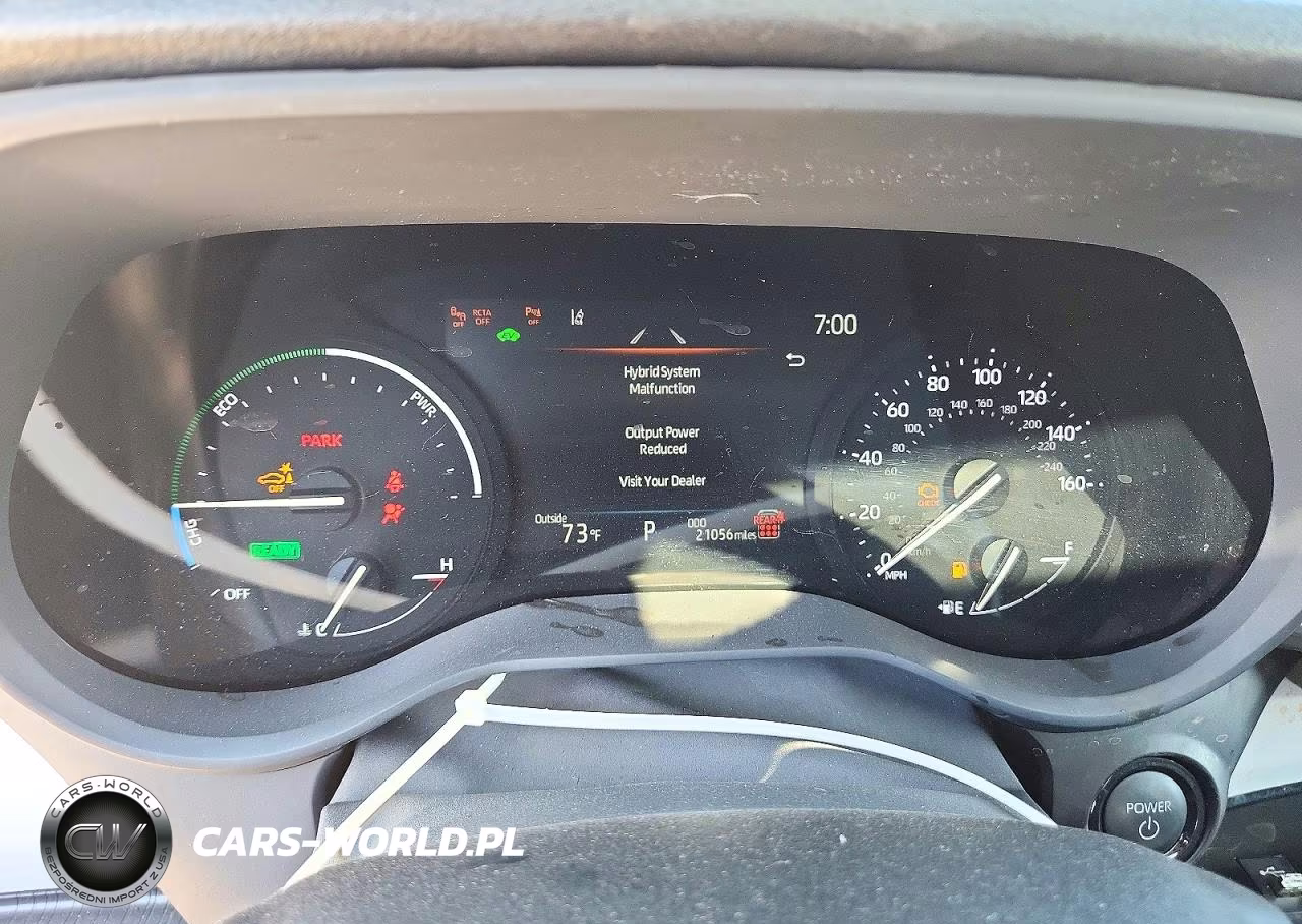 2025 Toyota Sienna Xle 8-Passenger VIN:5TDYRKEC6SS256098 - 9