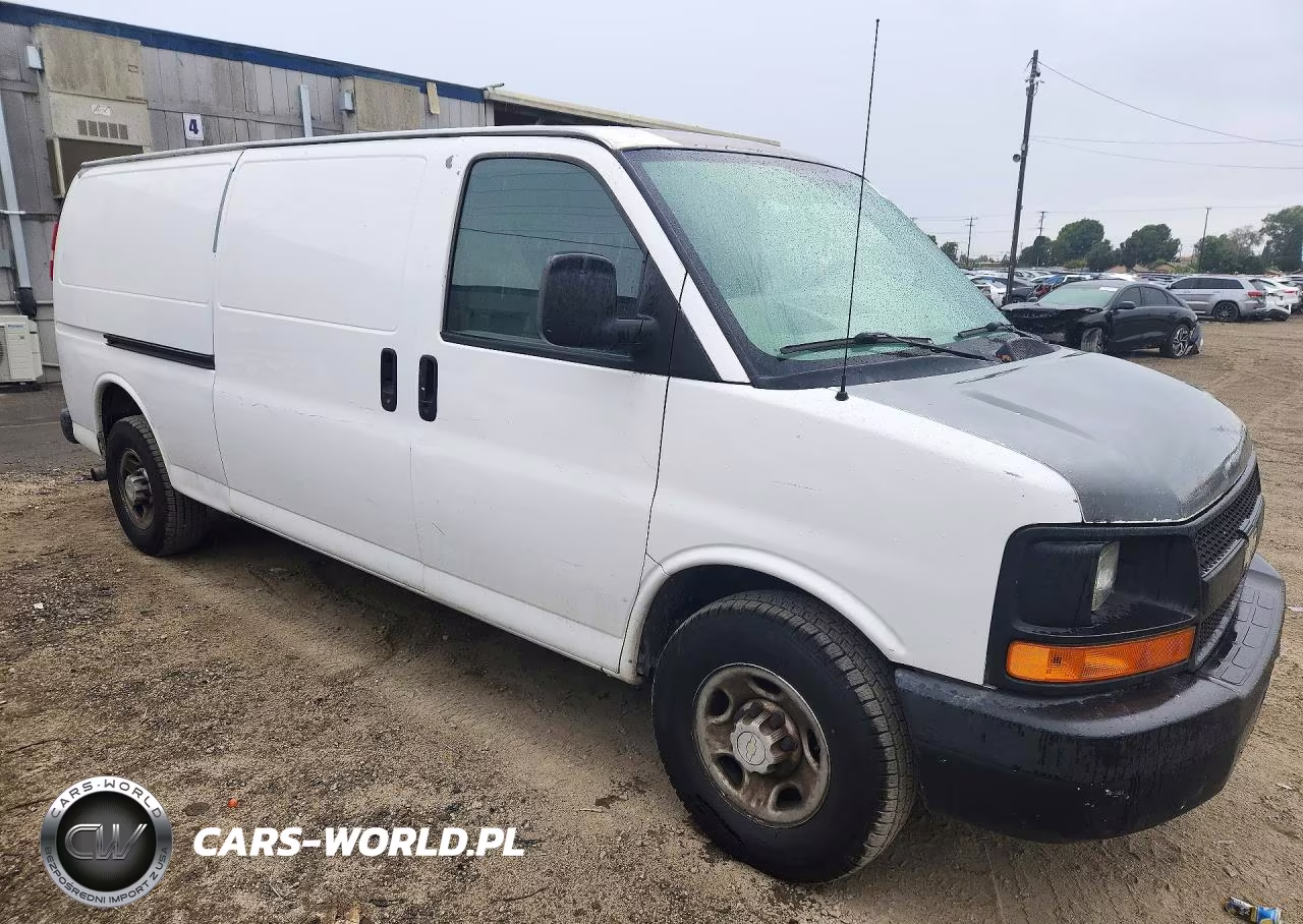 2008 Chevrolet Express 2500 Cargo Delivery Van VIN:1GCGG29C081120308 - 4