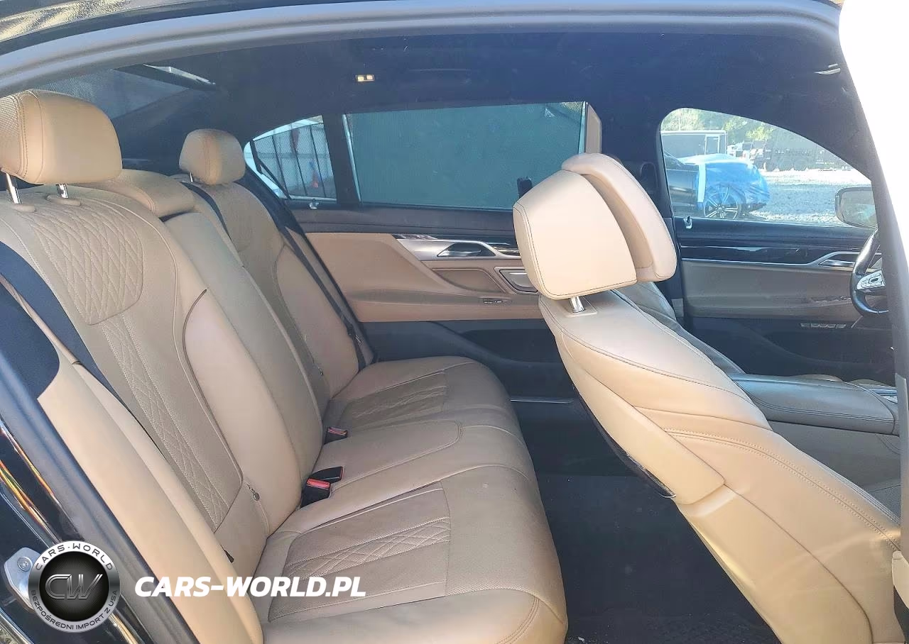 2018 BMW 750 Xi VIN:WBA7F2C58JG424886 - 10